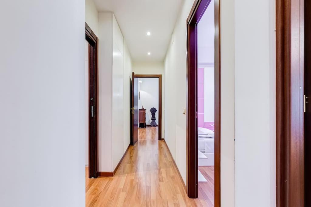 Exclusive Apartment In Eur Lake Roma Ngoại thất bức ảnh