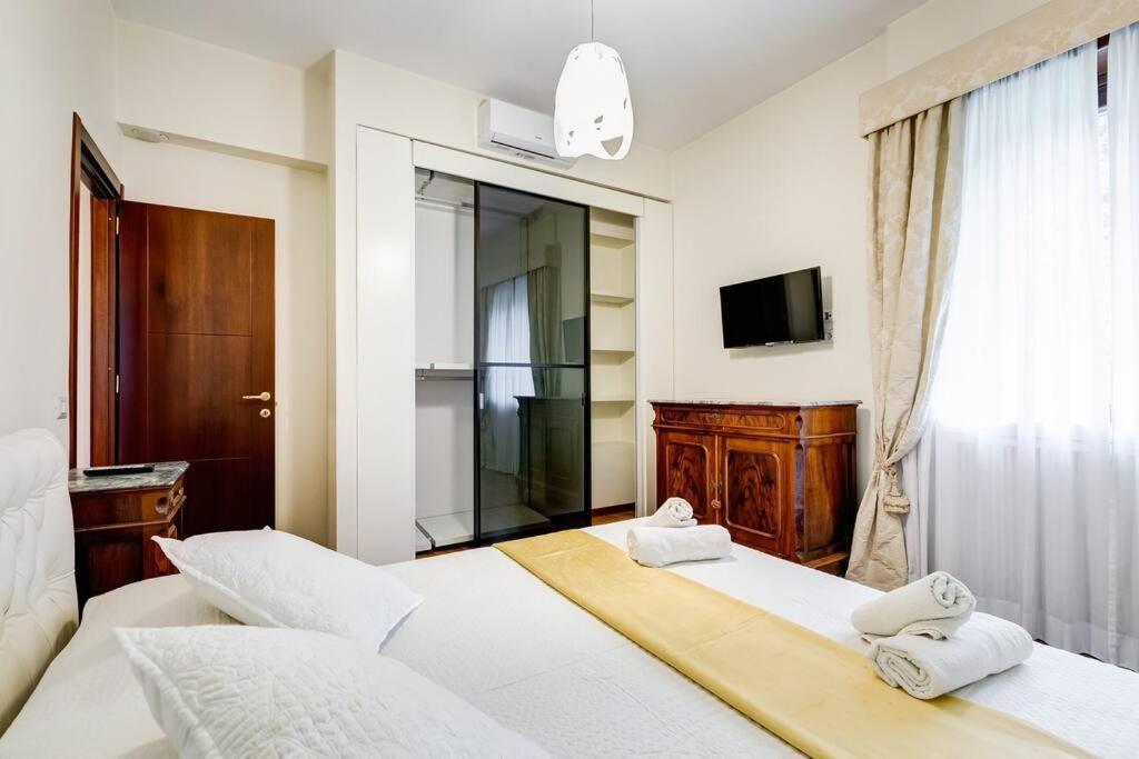 Exclusive Apartment In Eur Lake Roma Ngoại thất bức ảnh