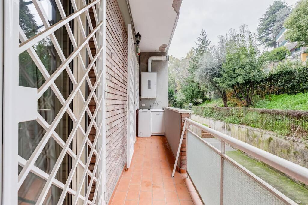 Exclusive Apartment In Eur Lake Roma Ngoại thất bức ảnh