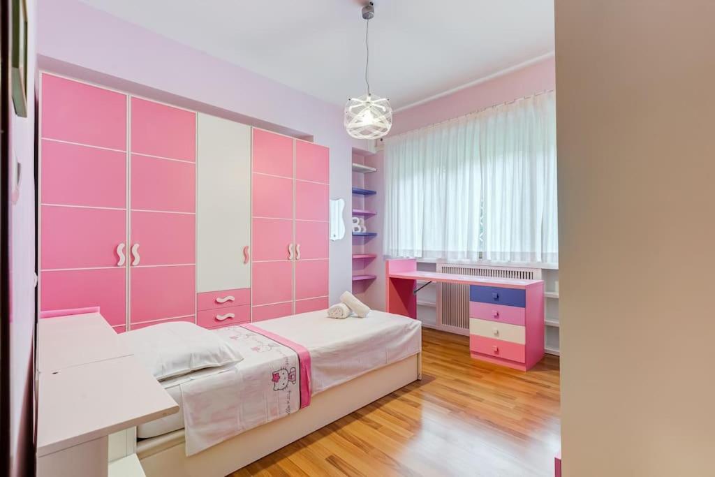 Exclusive Apartment In Eur Lake Roma Ngoại thất bức ảnh