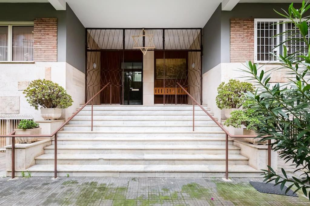 Exclusive Apartment In Eur Lake Roma Ngoại thất bức ảnh