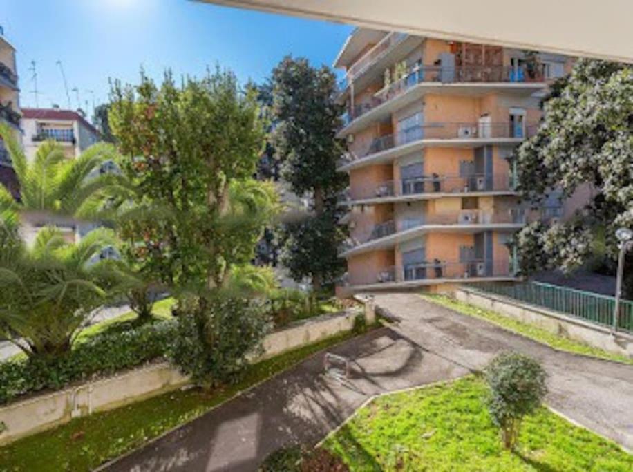 Exclusive Apartment In Eur Lake Roma Ngoại thất bức ảnh