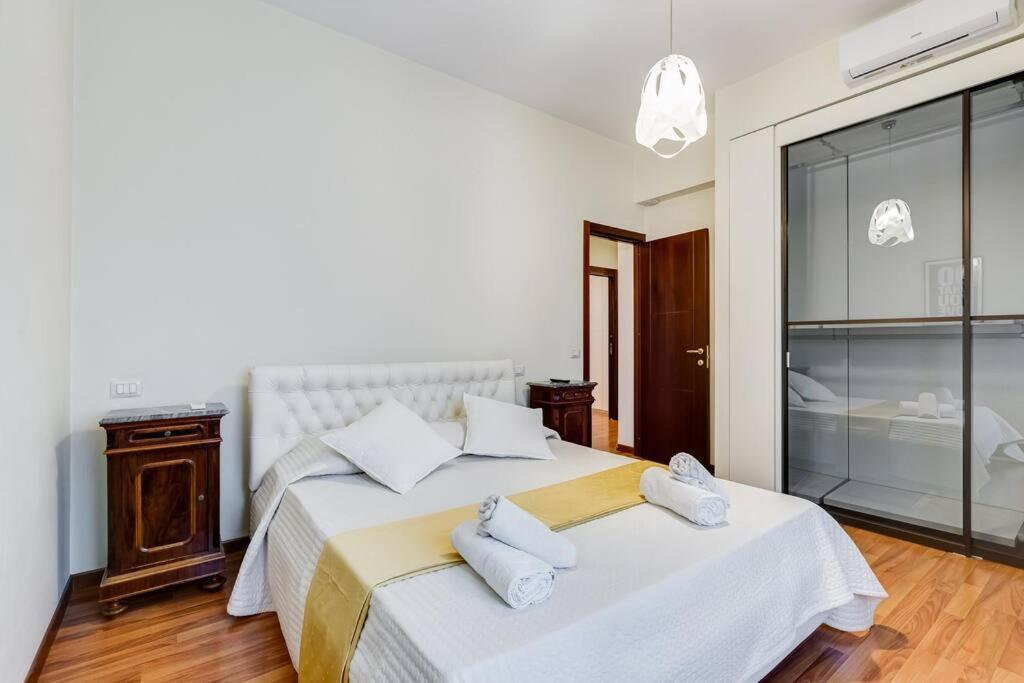 Exclusive Apartment In Eur Lake Roma Ngoại thất bức ảnh