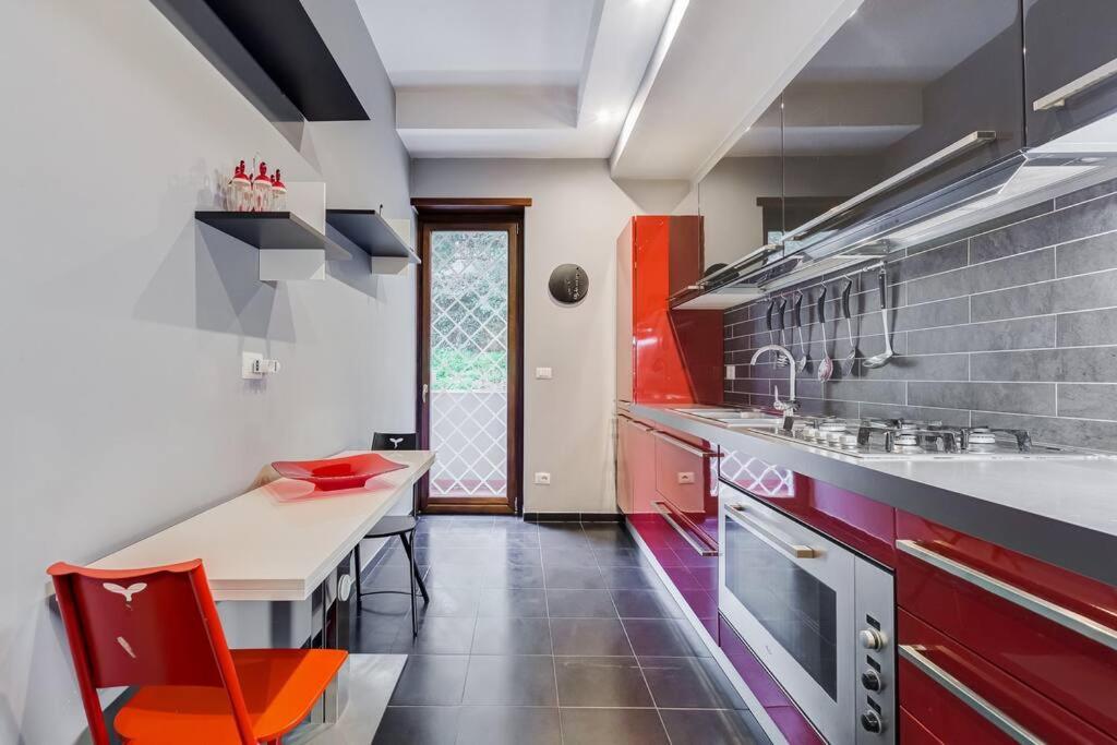 Exclusive Apartment In Eur Lake Roma Ngoại thất bức ảnh