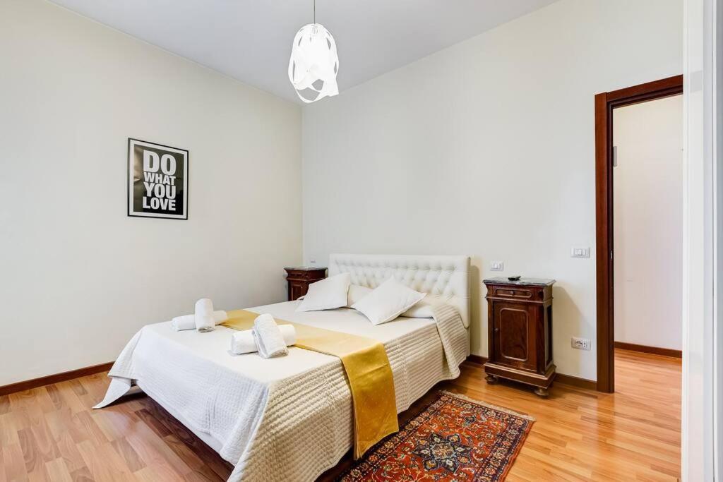 Exclusive Apartment In Eur Lake Roma Ngoại thất bức ảnh